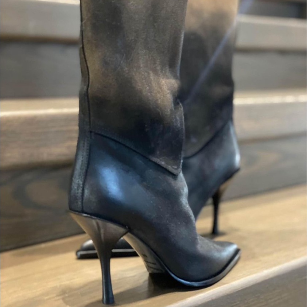 Premiata
two-tone pointed leather boots
